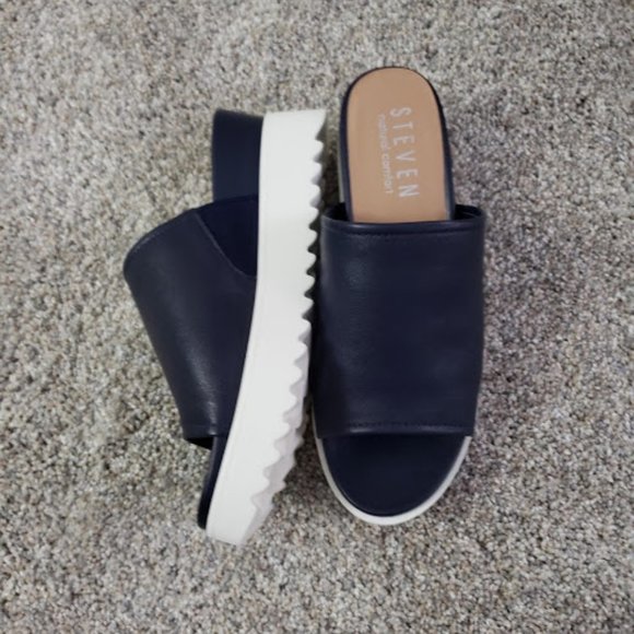 NWOT Navy platform sandals by Steven SZ 6.5 - Picture 2 of 4